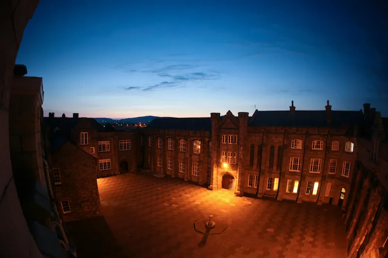 Éclairage architectural domaine viticole Gassin